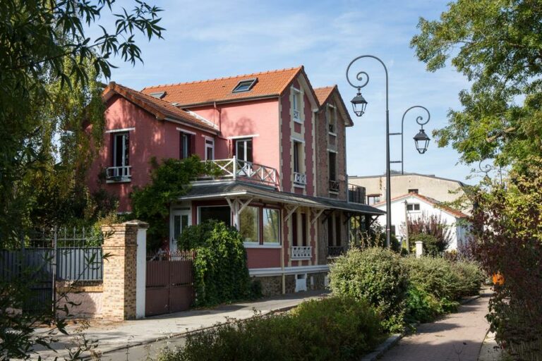 Débarras Le Perreux Sur Marne dans le quartier des 4 Chemins