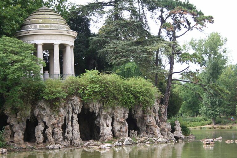Débarras dans le quartier du bois de Vincennes à Vincennes 94300